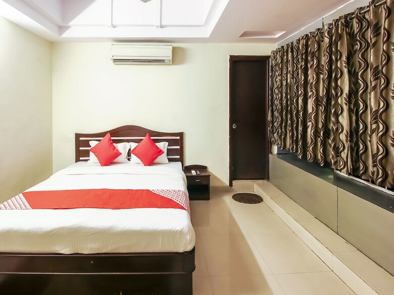 Hotel Oyo 18302 Pride Banjara