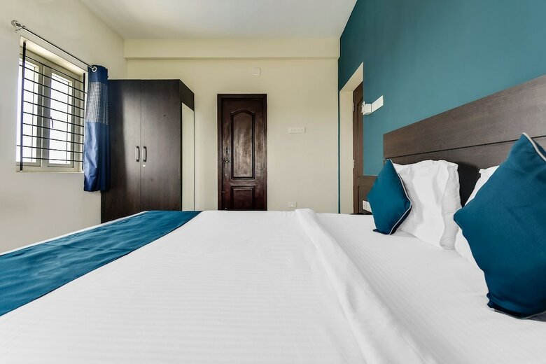 Hotel Oyo Flagship 18452 Pritam Airport Inn