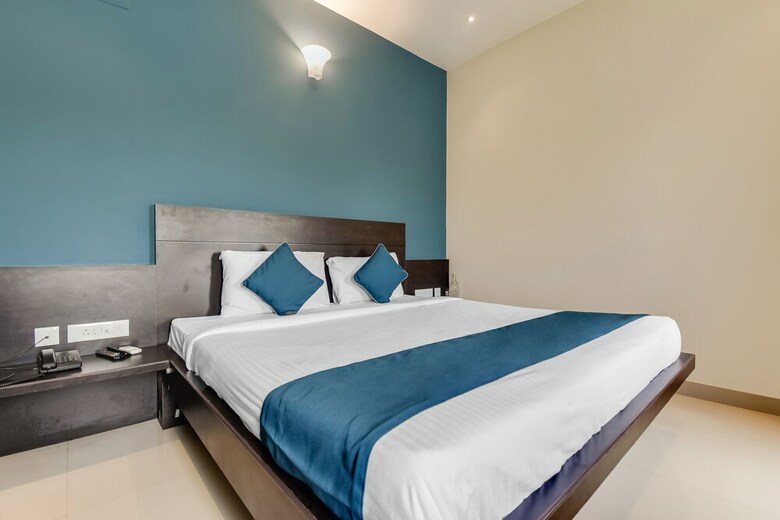 Hotel Oyo Flagship 18452 Pritam Airport Inn
