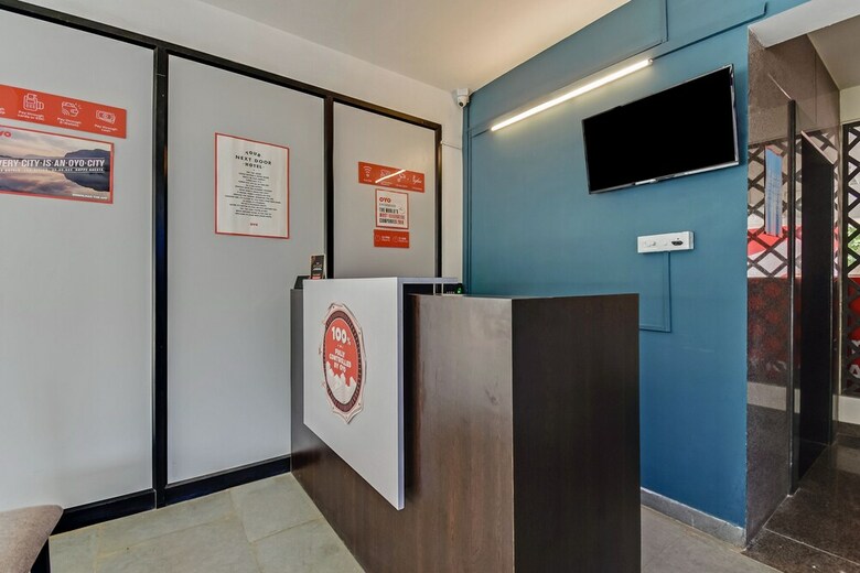 Hotel Oyo Flagship 18452 Pritam Airport Inn