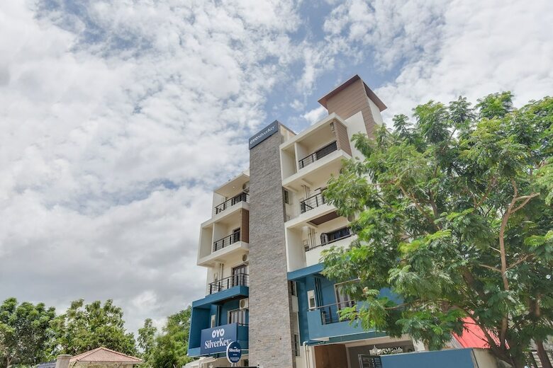 Hotel Oyo Flagship 18452 Pritam Airport Inn