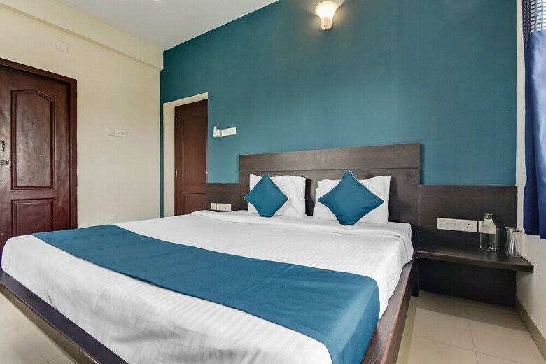 Hotel Oyo Flagship 18452 Pritam Airport Inn