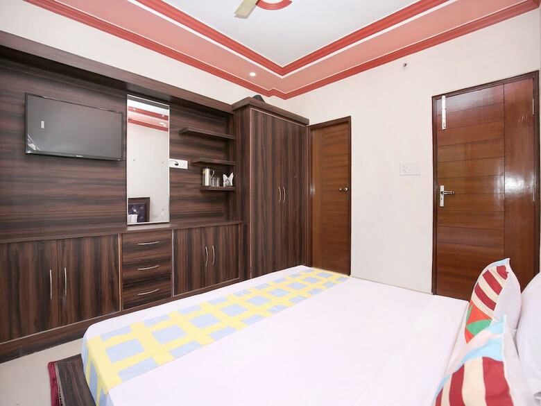 Hotel Oyo 17175 Home Blissful 2bhk Kumarhatti