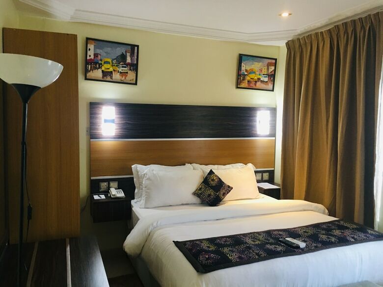 Aparthotel Stoneside Hotel And Apartments