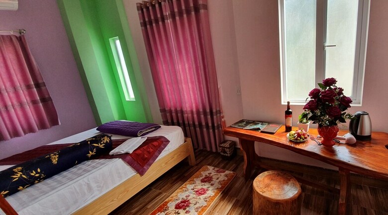 Hotel Queen Ponaland Homestay