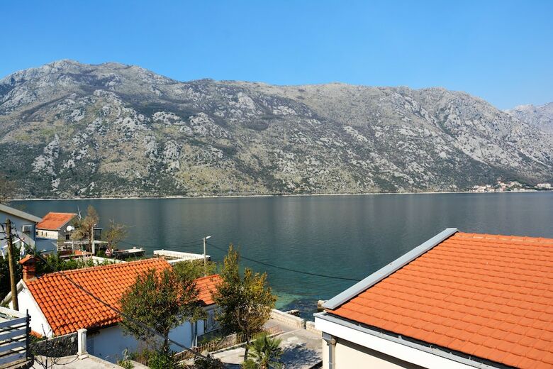 Apartamentos Holiday Home Cattaro