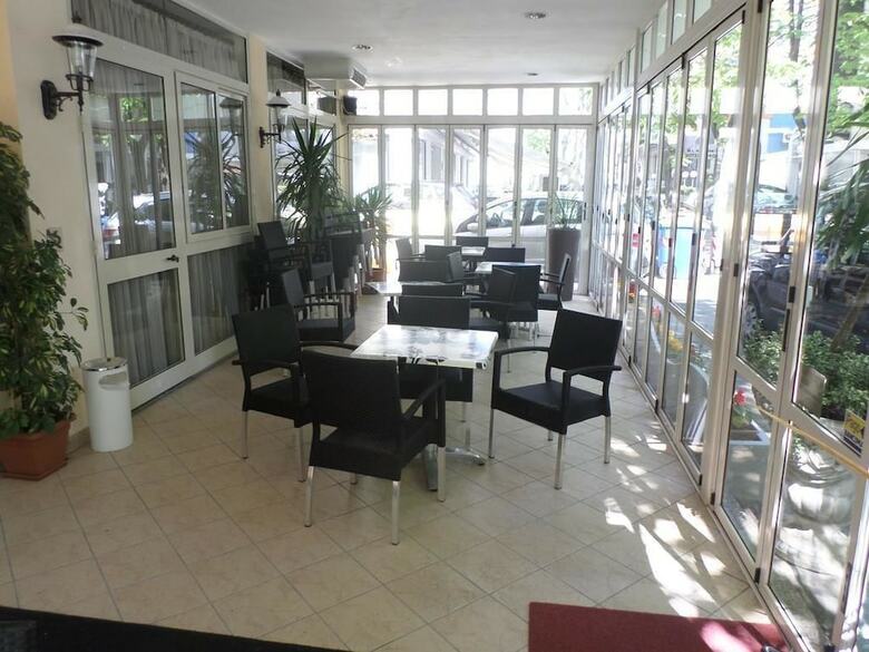 Hotel Oasi Del Mare