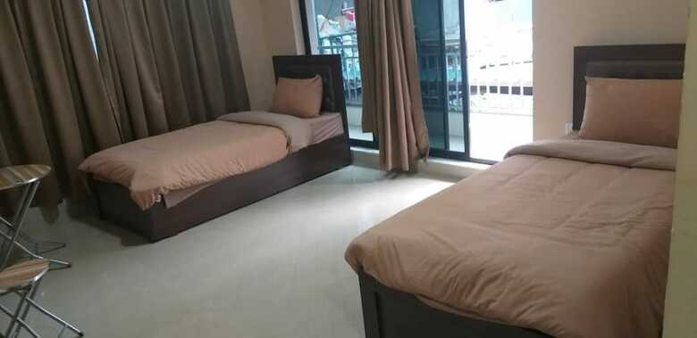 Hotel Midpoint