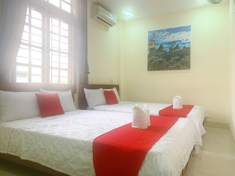 Hotel Kim Near Cau Song Han