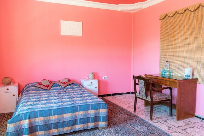 Hostal Bedouin Pink Ecohouse