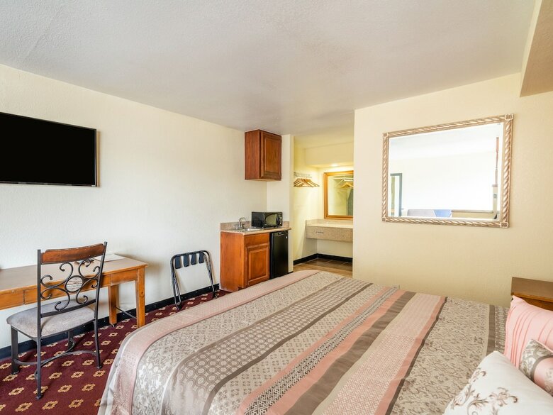 Oyo Hotel San Antonio River Walk