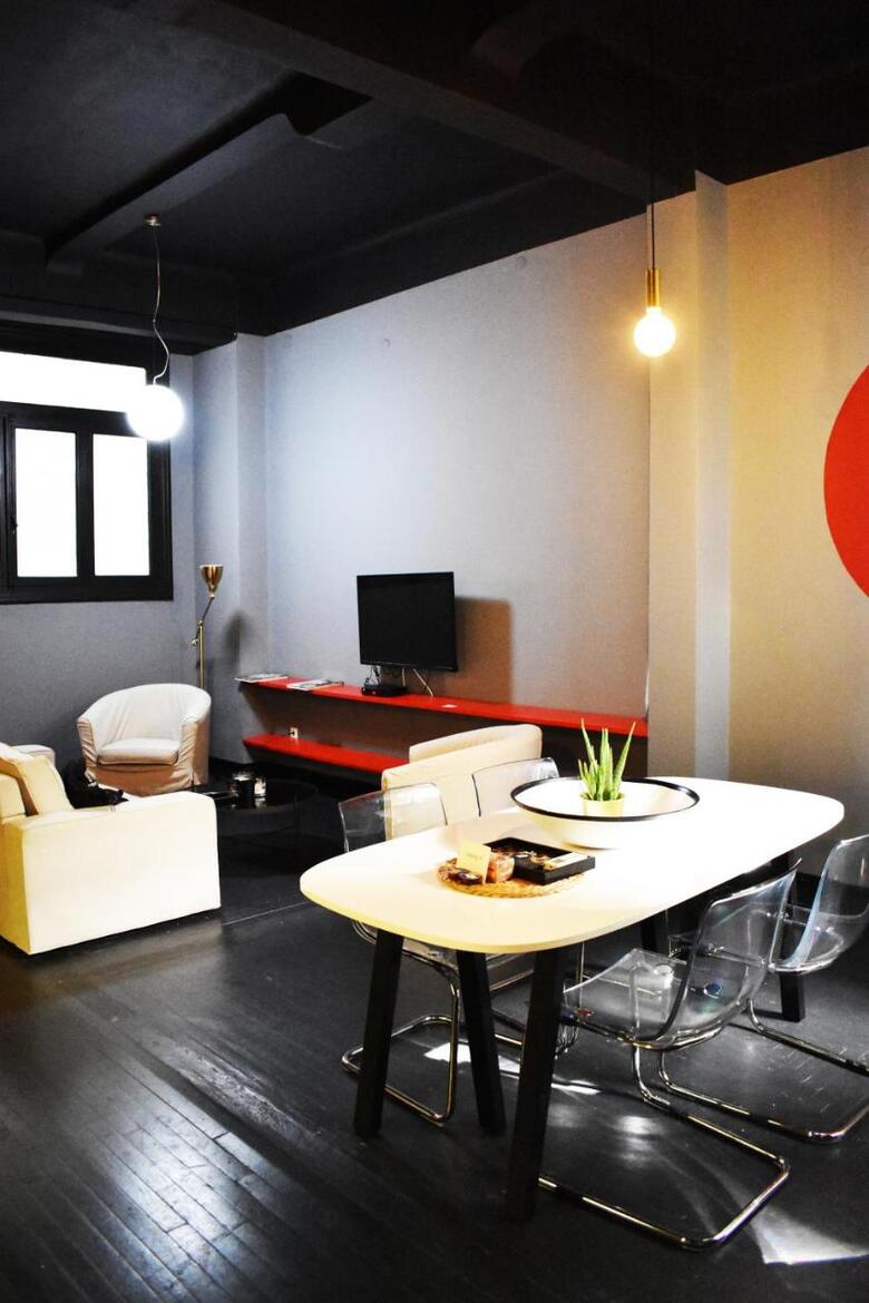 Soho Apartments