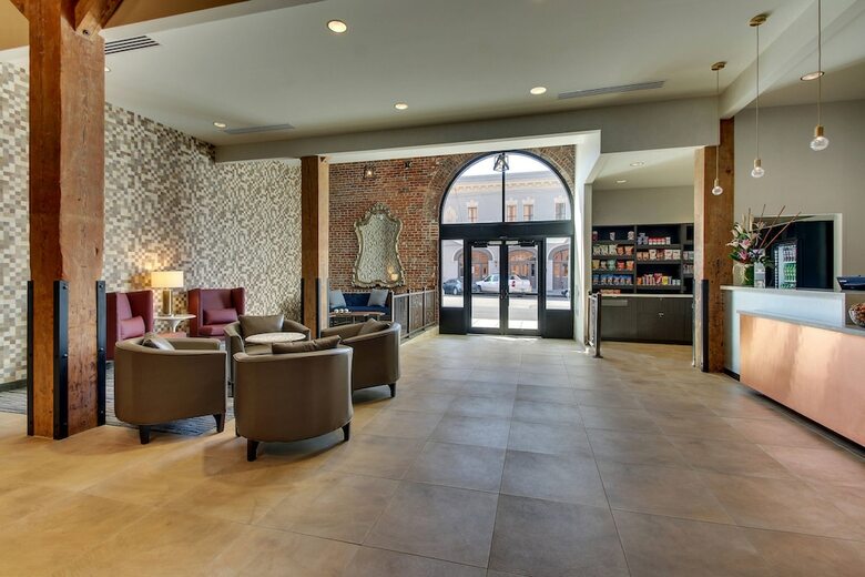 Hotel Springhill Suites By Marriott Montgomery Downtown