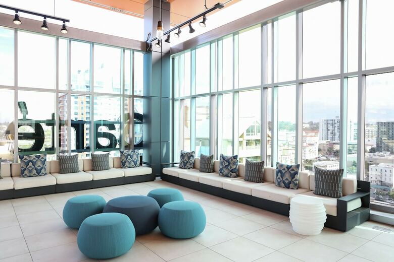 Carte Hotel San Diego Downtown, Curio Collection By Hilton