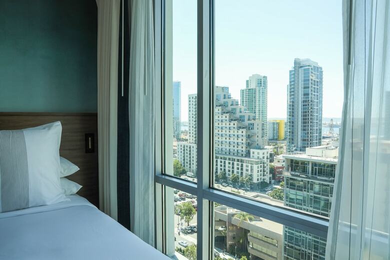 Carte Hotel San Diego Downtown, Curio Collection By Hilton