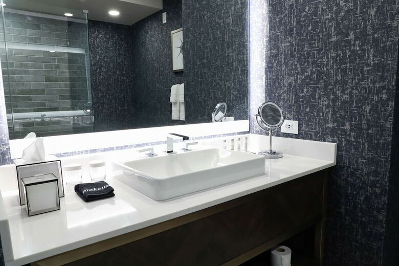 Carte Hotel San Diego Downtown, Curio Collection By Hilton