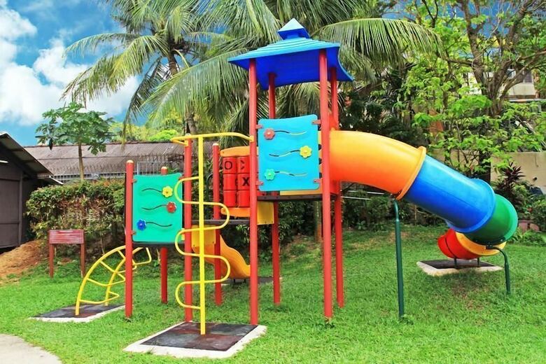 Hotel Expat's Nook Beach Resort