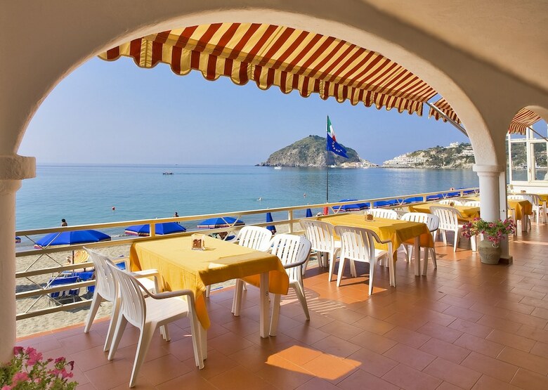 Hotel Vittorio Beach Resort