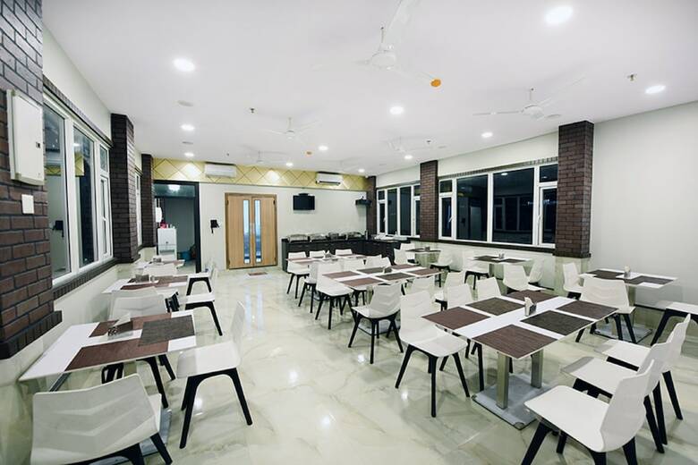 Golden Apple Boutique Hotel