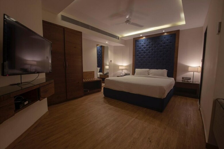 Hotel Surendra Vilas