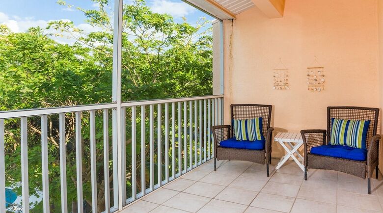 Conch-captiva Beach Villas