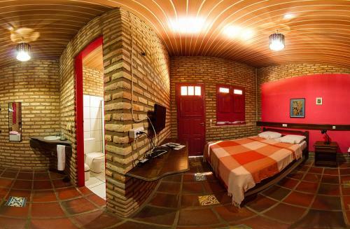 Hostal Oh! Linda Pousada