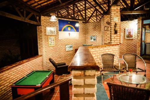 Hostal Oh! Linda Pousada