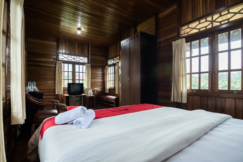 Hotel Reddoorz Plus Near Kota Bunga Cipanas