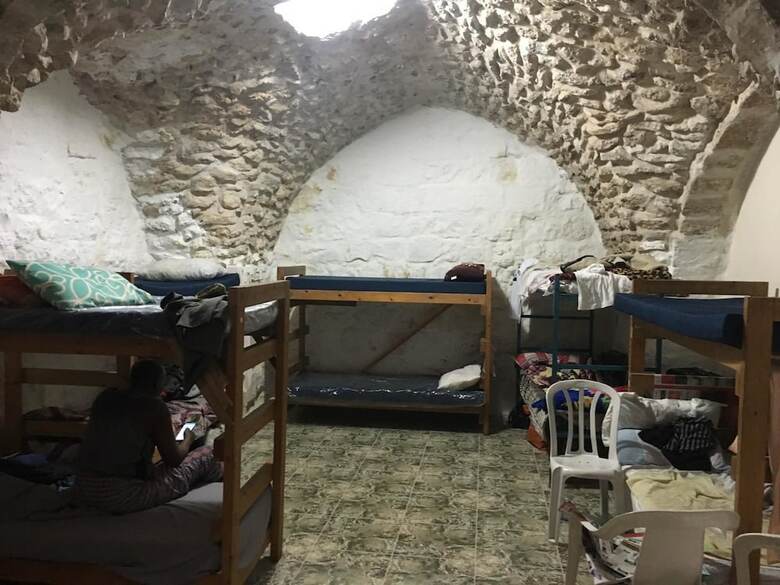 Hostal Hebron Khan Hostel