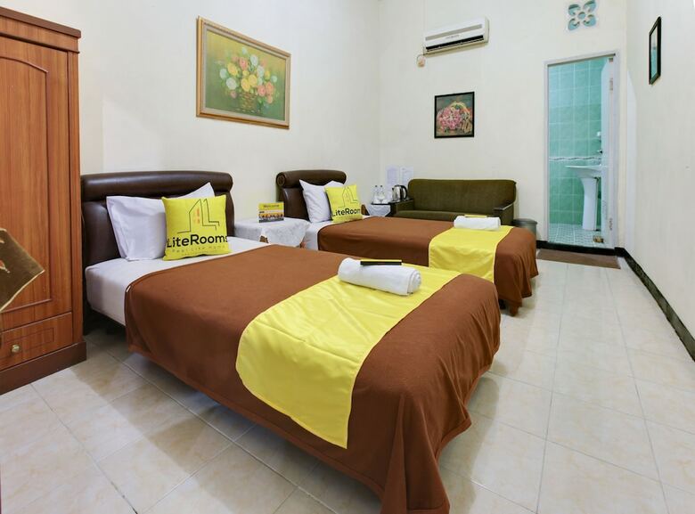 Hotel Literooms Kebun Raya Bogor