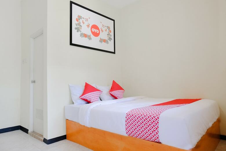 Hotel Oyo 668 Lovina Inn
