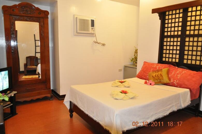 Hotel Evangeline Beach Resort
