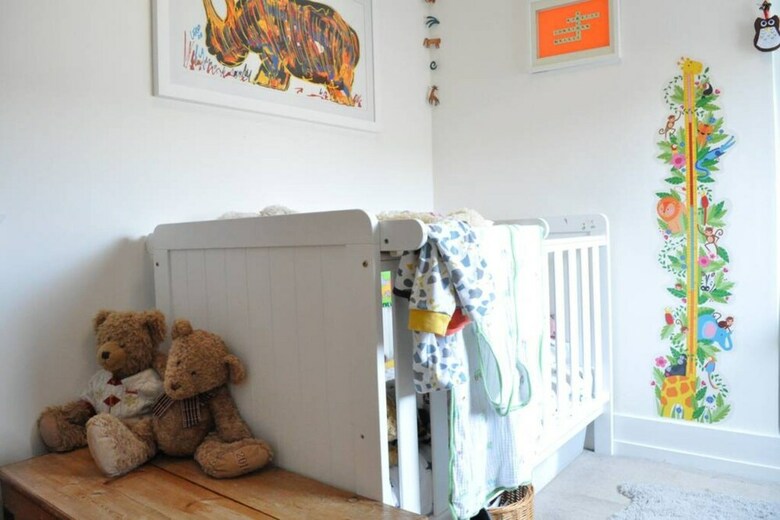 Apartamentos Beautiful 3 Storey Family Home