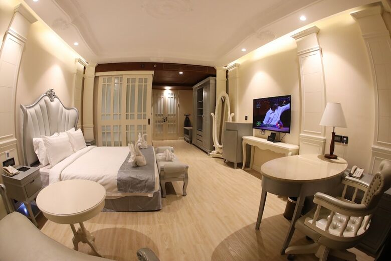 Hotel Regenta Central Rs - Chennai