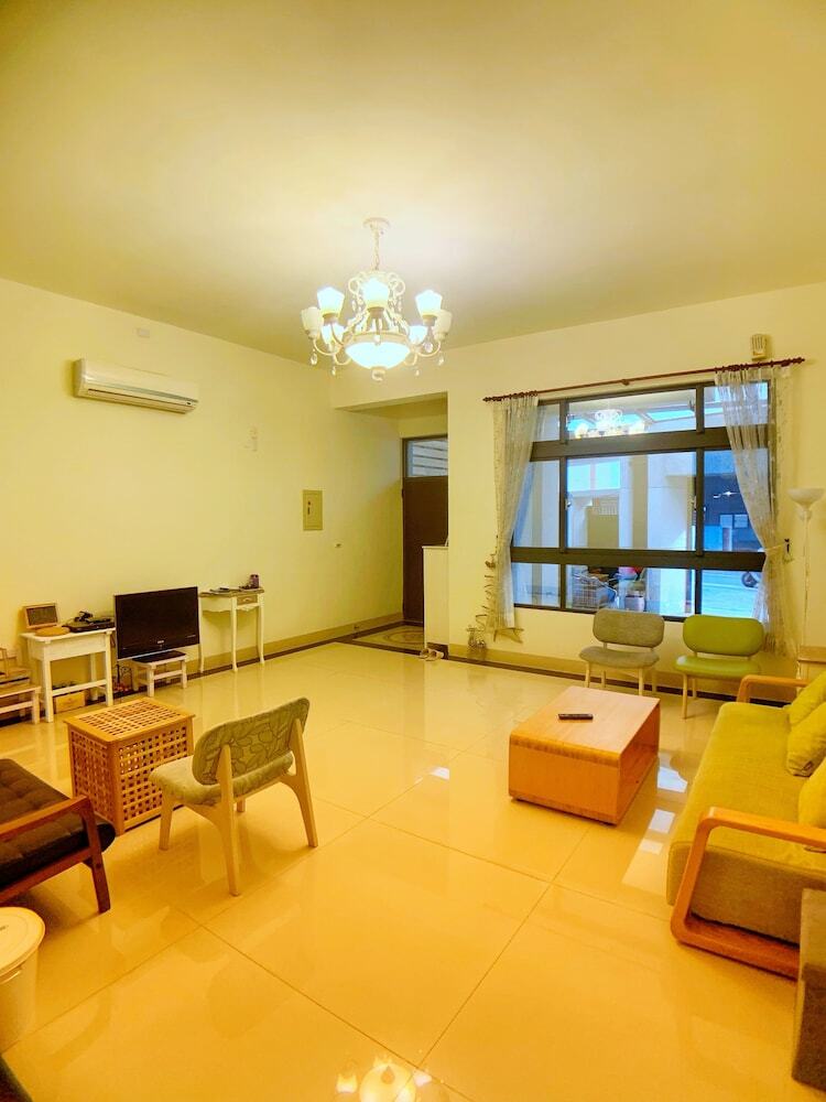 Hotel Eze Homestay