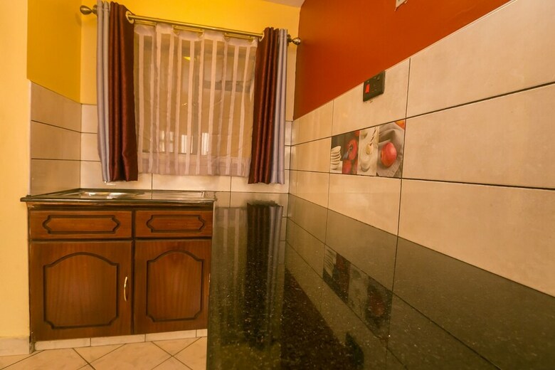 Plus 254 Hotel