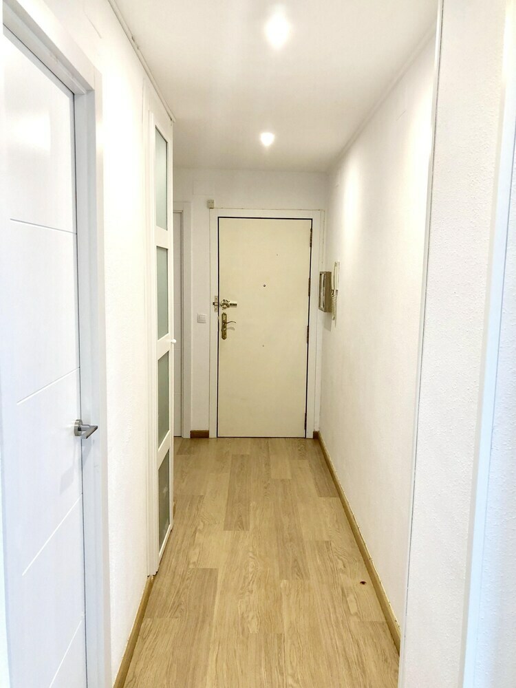 Apartment With 3 Bedrooms In Salou