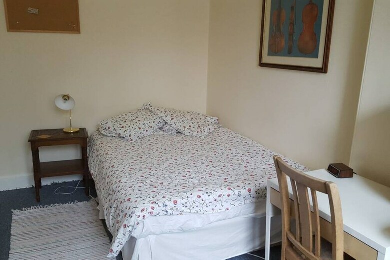 Apartamentos 3 Bedroom City Flat In Edinburgh