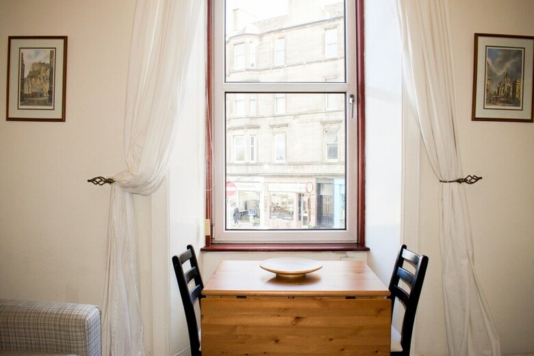 Apartamentos Bright 2 Bedroom Home In Edinburgh