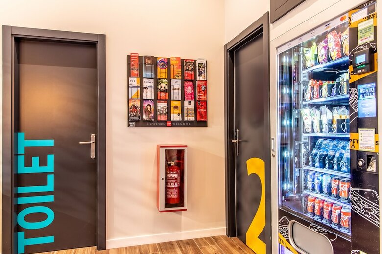 Hostal Petit Hostel