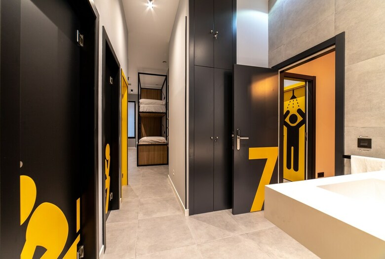 Hostal Petit Hostel