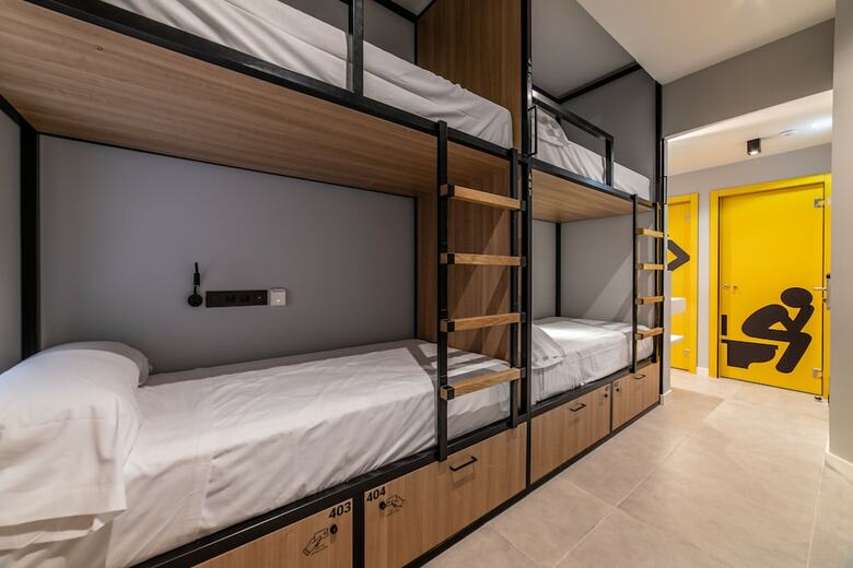 Hostal Petit Hostel