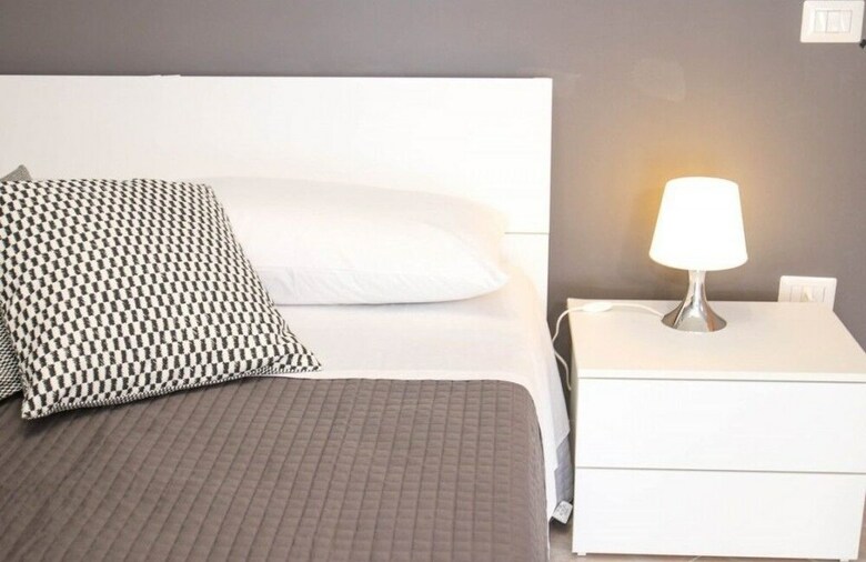 Bed & Breakfast Black & White
