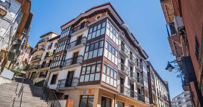 Mirotza Apartments