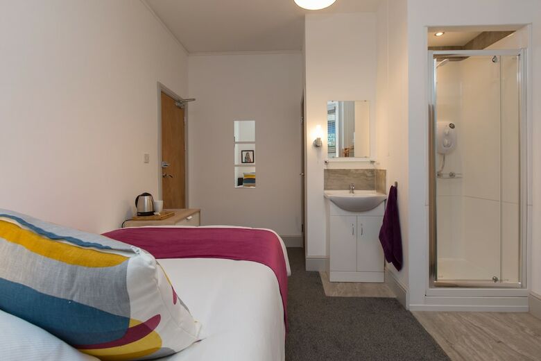 Hotel Crewe Rooms @ Samuel Street Crewe
