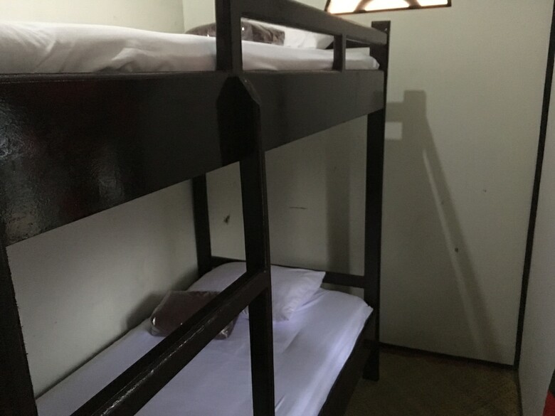 Bed & Breakfast Arut Riverside Orangutan Guest House