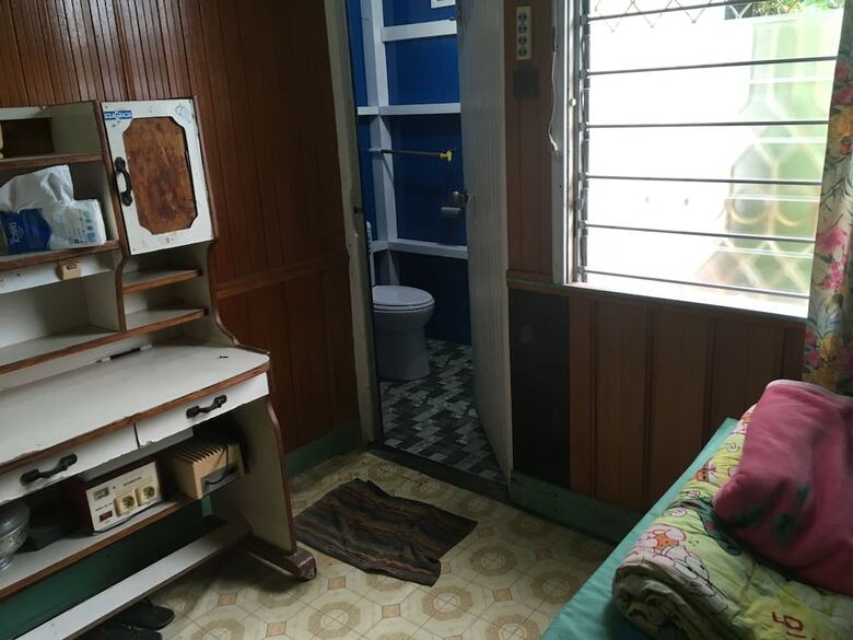 Bed & Breakfast Arut Riverside Orangutan Guest House