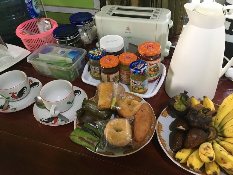 Bed & Breakfast Arut Riverside Orangutan Guest House