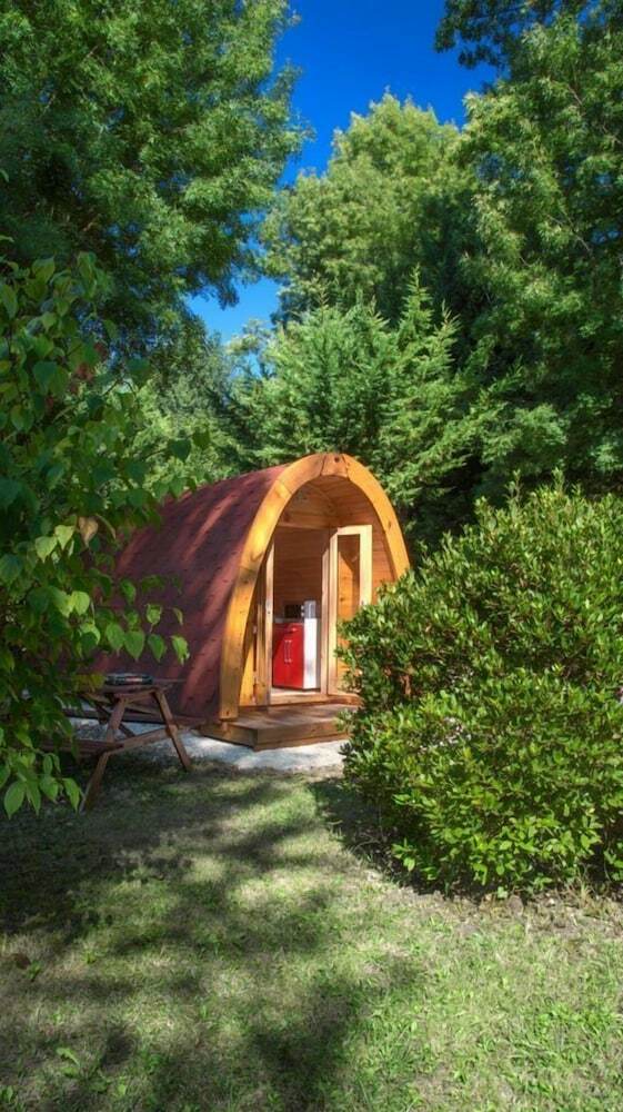 Camping Le Beauvillage - Cabane
