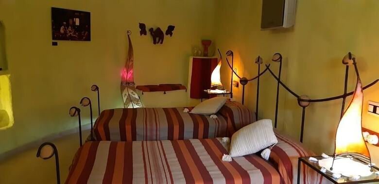 Hotel Cueva Tardienta Monegros - Adults Only